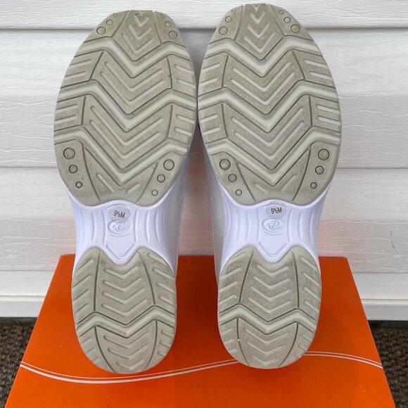 Women's EASY SPIRIT Traveltime Mule White 9.5M - Picture 9 of 10